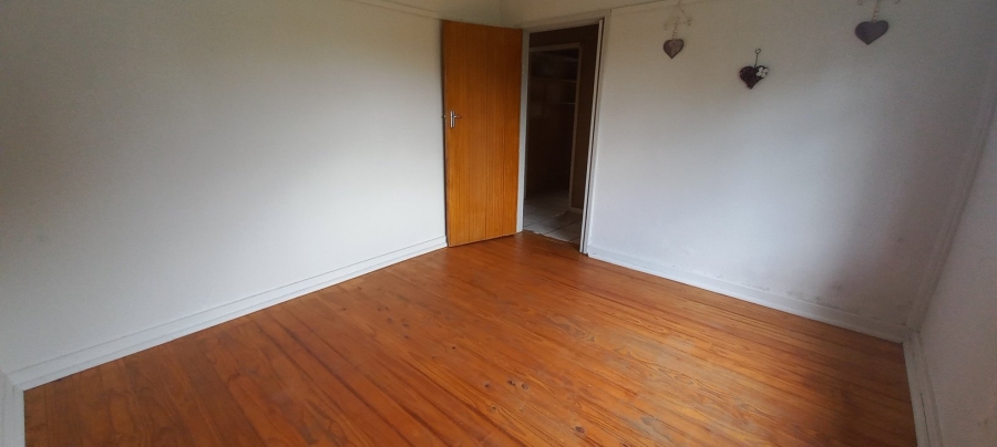 To Let 3 Bedroom Property for Rent in Staffords Hill Free State